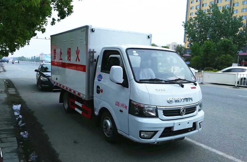 東風藍牌氣體廂式運輸車