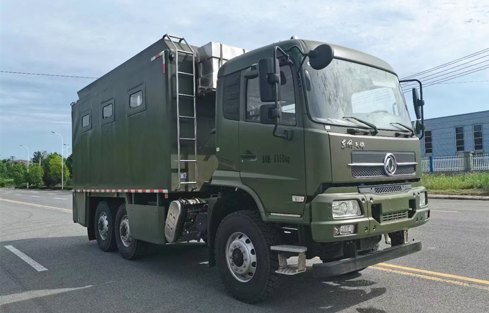 東風6×6越野六驅(qū)炊事車